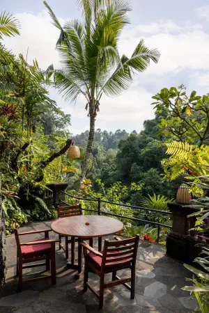 sitting area