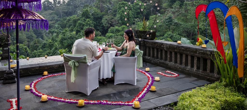 The Royal Honeymoon Package